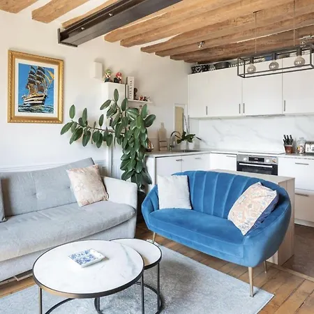 Apartment Typical Parisian Flat # Le Marais # Musee Picasso Paris